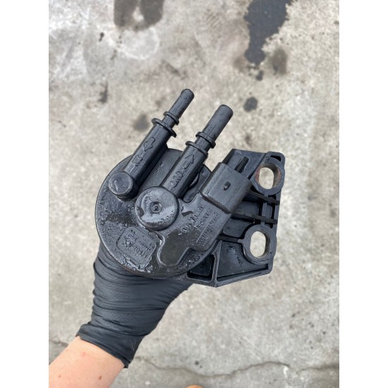 Carcasa Filtru Motorina Volvo S60 S80 V70 XC70 XC90 30792513 31303261 Carcasa Filtru Motorina Volvo S60 S80 V70 XC70 XC90 30792513 31303261