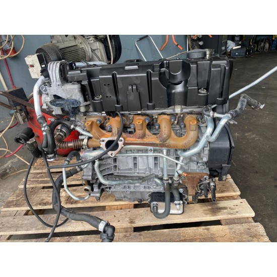 Motor Volvo S60 V70 XC70 XC90 D5244T4 8252333 36050449 36002530