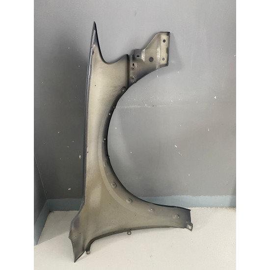 Aripa stanga fata VOLVO XC70 2007 30745049 9203559
