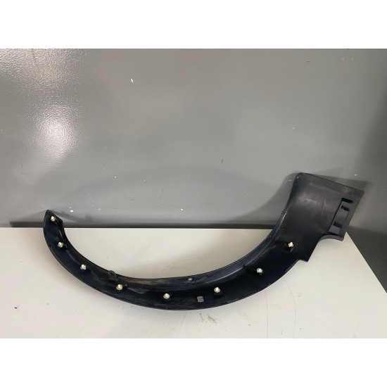 Bandou aripa stanga fata Volvo XC70 2001-2007 9190877 30678043 8620128