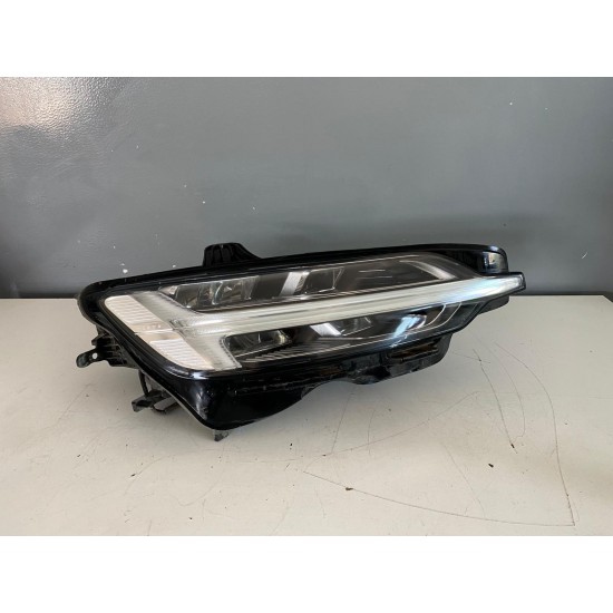Left headlight MID LED with control unit VOLVO V60CC MILD HYBRID 2021+ 31656893
