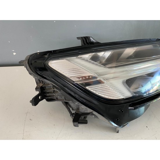 Left headlight MID LED with control unit VOLVO V60CC MILD HYBRID 2021+ 31656893