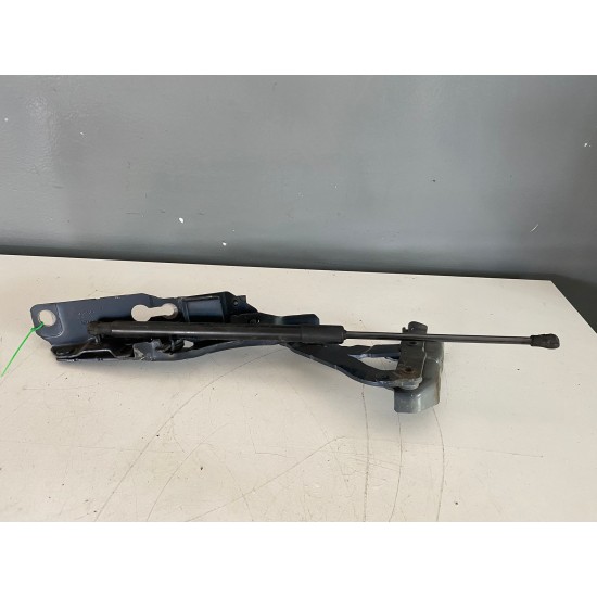 Right Hood Hinge Volvo S60 V60 V60CC MILD HYBRID 2021+ 32244193 32318590