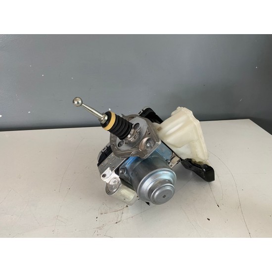 Master cylinder servo brake VOLVO V60 V90 XC60 V60CC MILD HYBRID 2021+ 32333264 32333639 32333637