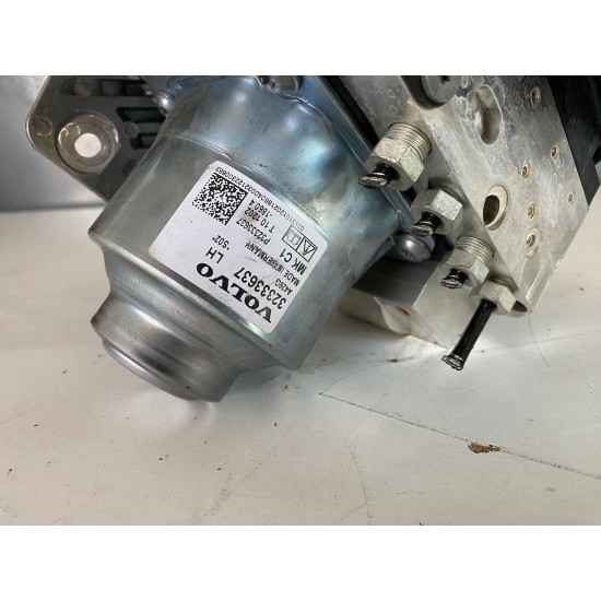 Master cylinder servo brake VOLVO V60 V90 XC60 V60CC MILD HYBRID 2021+ 32333264 32333639 32333637