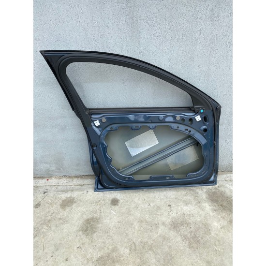 Usa stanga fata VOLVO V60 V60 Cross Country 2021+ 32351558 Usa stanga fata VOLVO V60 V60 Cross Country 2021+ 32351558