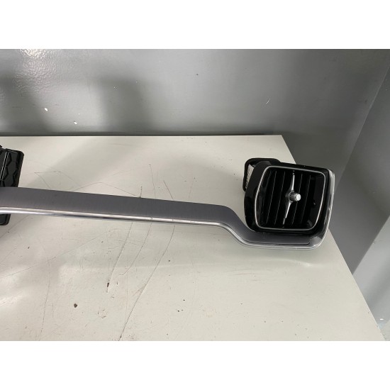 Dashboard panel ornament VOLVO XC60 V60 V60CC 2021+ 31651191 31477170 31477876 31477170