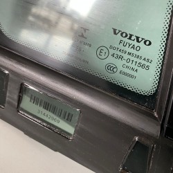 Right side door glass VOLVO V60 V60 CC 2019+ 31442969 32368708