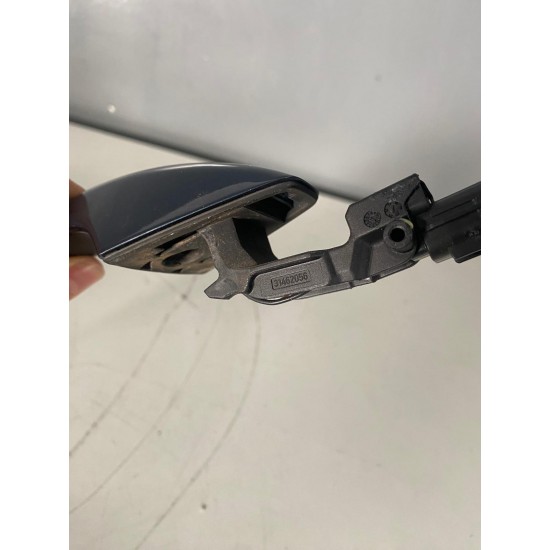 Right Door Handle With Keyless and Light Volvo XC40 V60CC V60 31462058 31462059 31462056