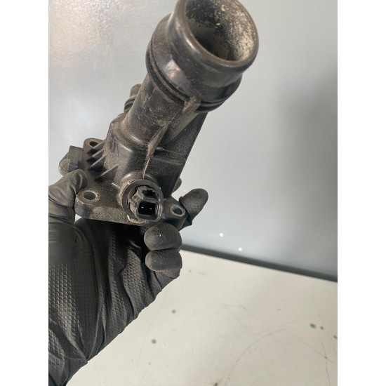 Carcasa termostat VOLVO V60 XC70 V40 XC60 V40 V70 S60 V60CC S80 31293556
