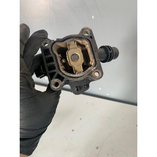 Carcasa termostat VOLVO V60 XC70 V40 XC60 V40 V70 S60 V60CC S80 31293556