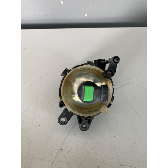 Front left fog lamp VOLVO C30 2009 31213175