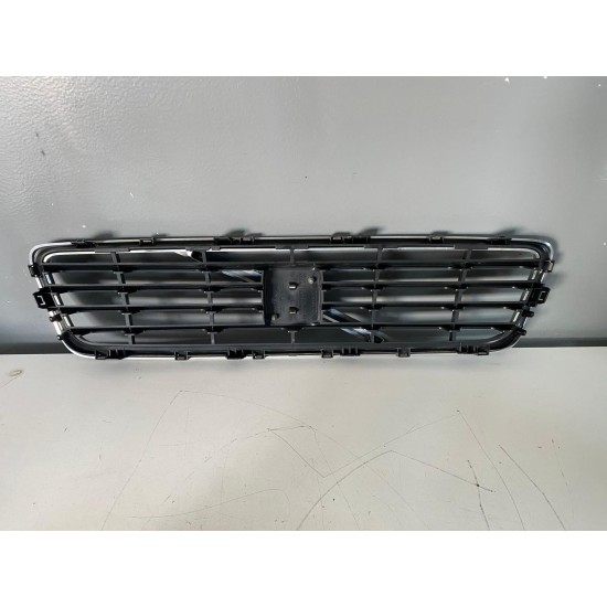 Front bumper grille Volvo C30 2009 30657194 30655403