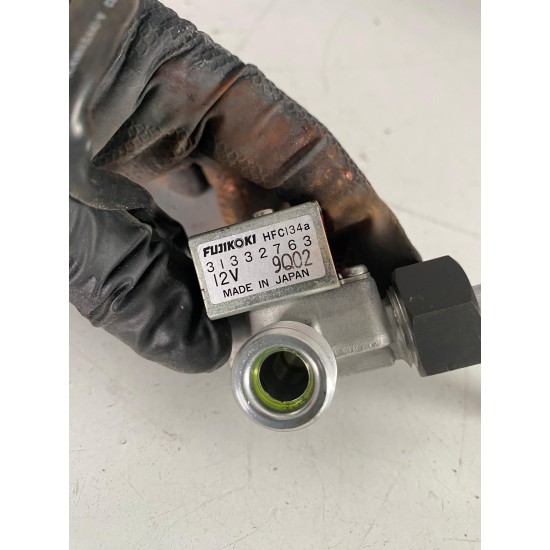 Delivery line solenoid valve VOLVO V60 2014-2018 31332763 Delivery line solenoid valve VOLVO V60 2014-2018 31332763