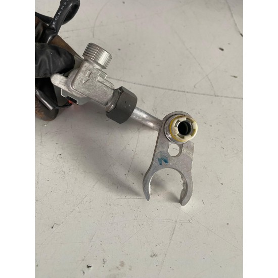 Delivery line solenoid valve VOLVO V60 2014-2018 31332763 Delivery line solenoid valve VOLVO V60 2014-2018 31332763
