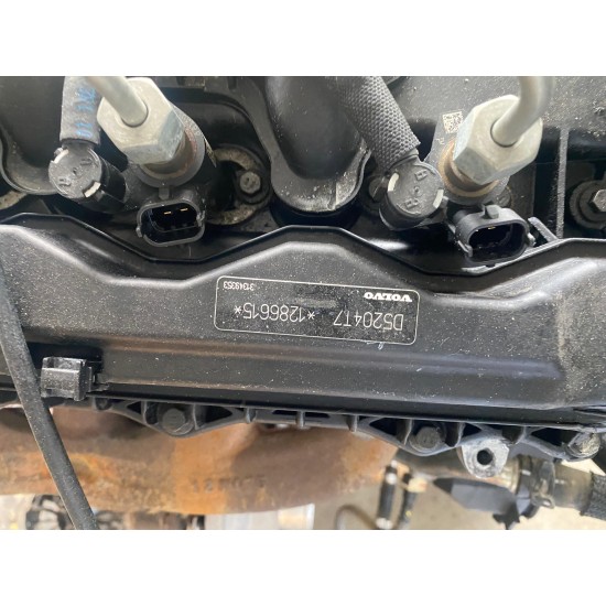 Motor VOLVO S60 V60 XC60 S80 V70 XC70 D5204T7 36050625