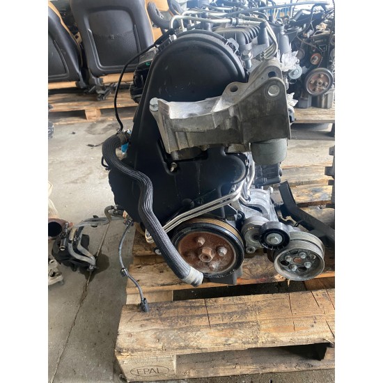 Motor VOLVO S60 V60 XC60 S80 V70 XC70 D5204T7 36050625