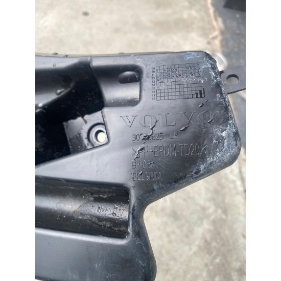 Suport Aripa Stanga Volvo S60 V60 2010-2013 30796625 30795048 Suport Aripa Stanga Volvo S60 V60 2010-2013 30796625 30795048