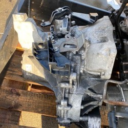 Manual gearbox VOLVO V40 2012+ 1285218 CV6R 7002 GC