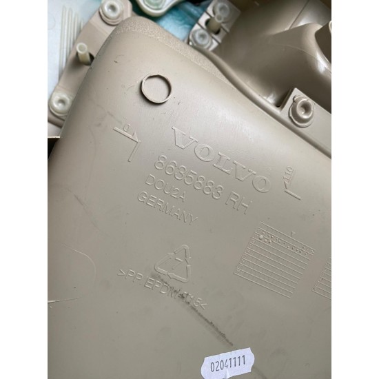 Rear right door panel Volvo S60 8635883 8635880 