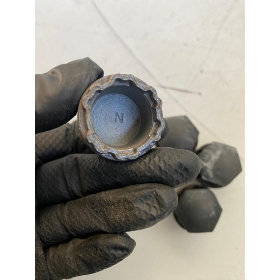 Wheel bolt cover set Volvo V40 2012-2019 31439228