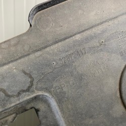 Scut dreapta sub masina VOLVO S60 V60 S90 V90 XC60 32372417