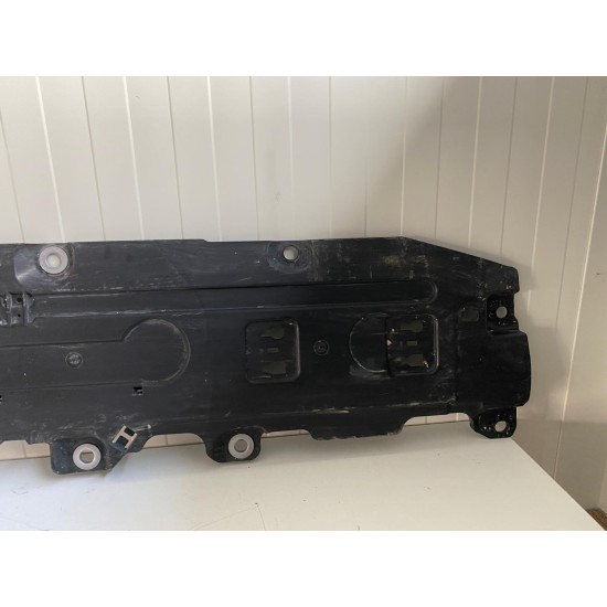 Scut dreapta sub masina VOLVO S60 V60 S90 V90 XC60 32372417