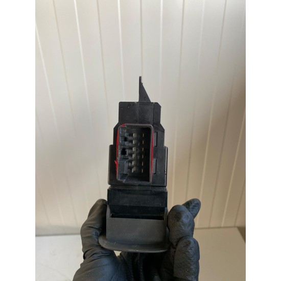 Buton comanda geamuri Volvo S60 S80 V70 XC70 XC90 8682949 30658116