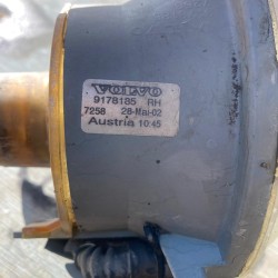 Proiector dreapta fata VOVLO S60 2002 8693337 9178185