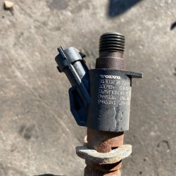 Injector 2.0 5 cilindri 163cp Volvo S60 V60 XC60 V70 XC70 S80 31303238