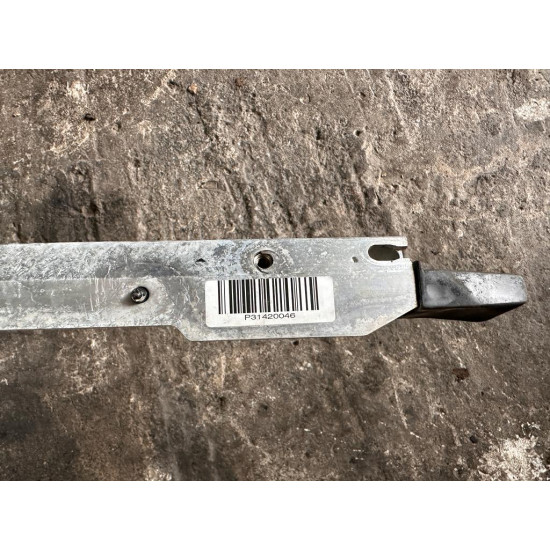 Reinforcement bar Volvo S60 V60 31420046