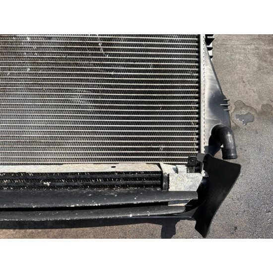 Radiator intercooler Volvo S60R V70R 8649471, 30730524, 8683169