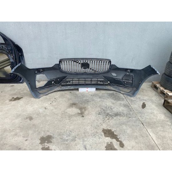Bara fata cu 6 senzori si gauri de spalator VOLVO XC60 2021+ Facelift 32234928 Bara fata cu 6 senzori si gauri de spalator VOLVO XC60 2021+ Facelift 32234928