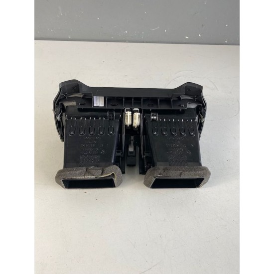Dash center air vent VOLVO V40 V40CC 2012-2019 31442142 31442143 1284618