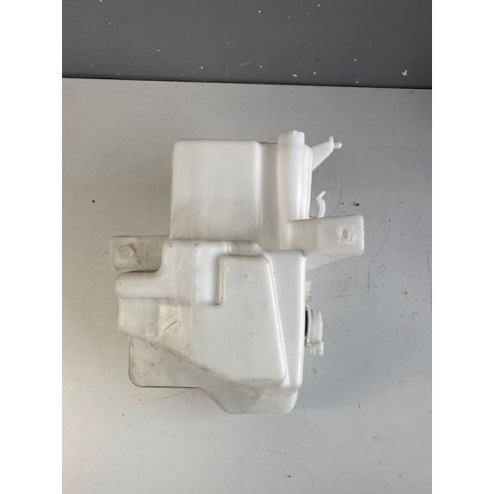Winsdscreen washer reservoir Volvo V40 2012+ 31276094 31276095 31391616 31276097 