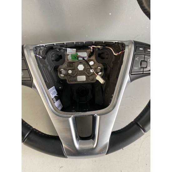 Volan piele VOLVO V40 XC60 S60 V60 V40CC 31455089 31455088 Volan piele VOLVO V40 XC60 S60 V60 V40CC 31455089 31455088