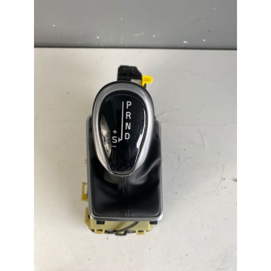 Gear shift lever carrier VOLVO V40 V40CC 31437813 31367484