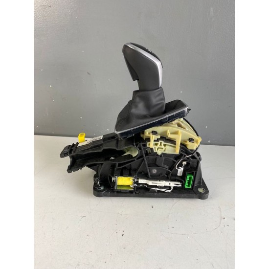 Gear shift lever carrier VOLVO V40 V40CC 31437813 31367484