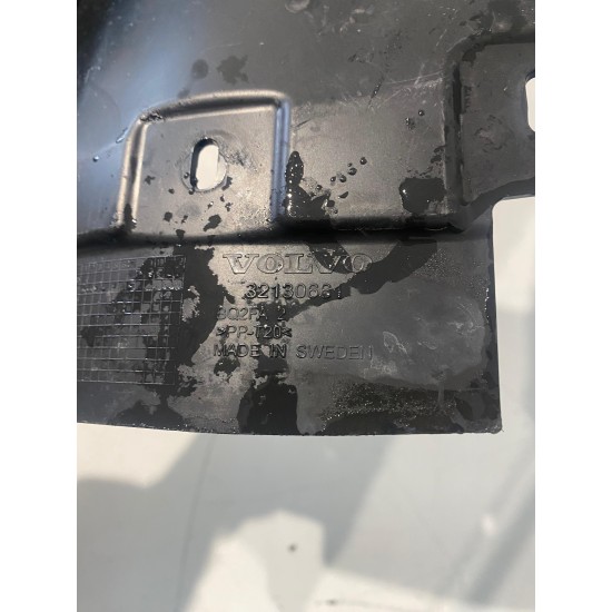 Front left driveshaft bracket VOLVO V60 XC60 XC90 V60CC V90 S90 V90CC 32130661 32372424 Front left driveshaft bracket VOLVO V60 XC60 XC90 V60CC V90 S90 V90CC 32130661 32372424