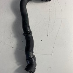 Radiator hose upper VOLVO XC60 V70 XC70 V60 BG918260GA 30757896 31294896