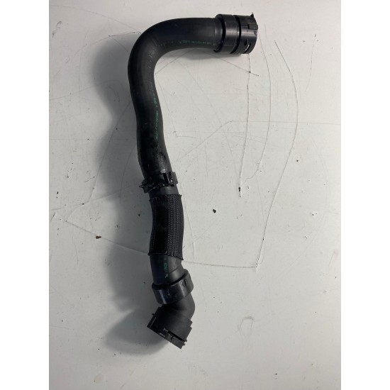 Radiator hose upper VOLVO XC60 V70 XC70 V60 BG918260GA 30757896 31294896