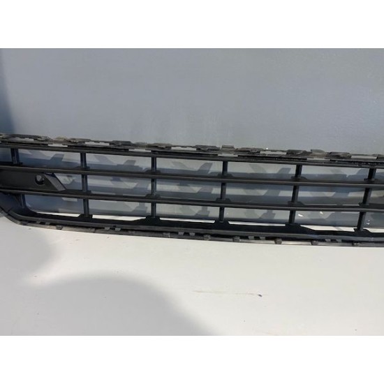 Grila bara fata centrala partea de jos VOLVO XC60 Facelift 2021+ 32234933