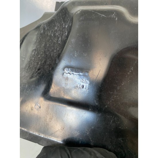 Absorbent engine compartment VOLVO XC60 XC90 V90 V90CC S90 S60 V60 V60CC 31353774 31353957 Absorbent engine compartment VOLVO XC60 XC90 V90 V90CC S90 S60 V60 V60CC 31353774 31353957