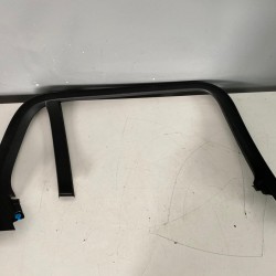 Rear left door arch VOLVO V60CC 2021+ 30747471 30747467