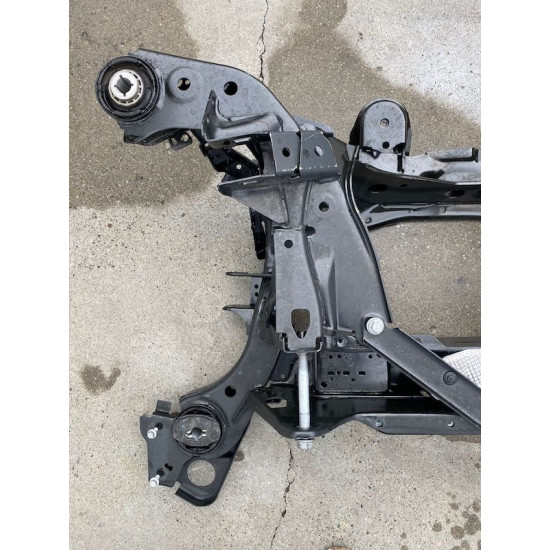 Subframe 4x4 Volvo V60CC V90CC XC60 XC90 31681243