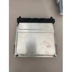 Engine control module ECU Volvo S60 S80 V70 08677708