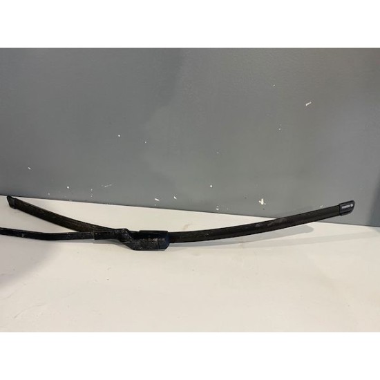 Windshield Wiper Arm Driver's side Volvo V60 S60 2011-2018 30753504