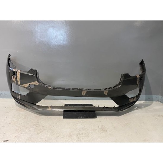 Front bumper with washer holes Volvo XC60 2018-2022 31425160 