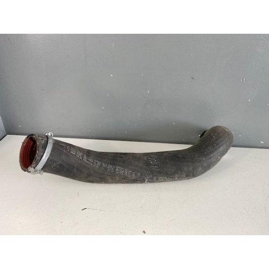 Furtun intercooler VOLVO V40 V40CC 2017 31657748