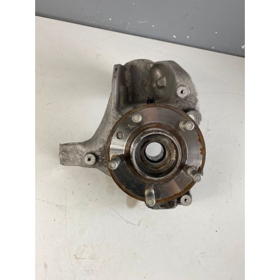 FRONT RIGHT HUB HOUSING KNUCKLE VOLVO V40 V40CC 2017 31387653 31302824 FRONT RIGHT HUB HOUSING KNUCKLE VOLVO V40 V40CC 2017 31387653 31302824